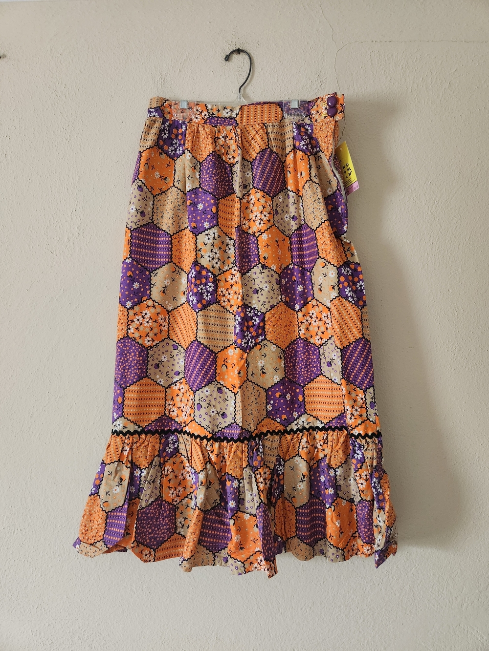 60s 70s Patchwork Hexagon Maxi Skirt in Orange & Purple Waist 31